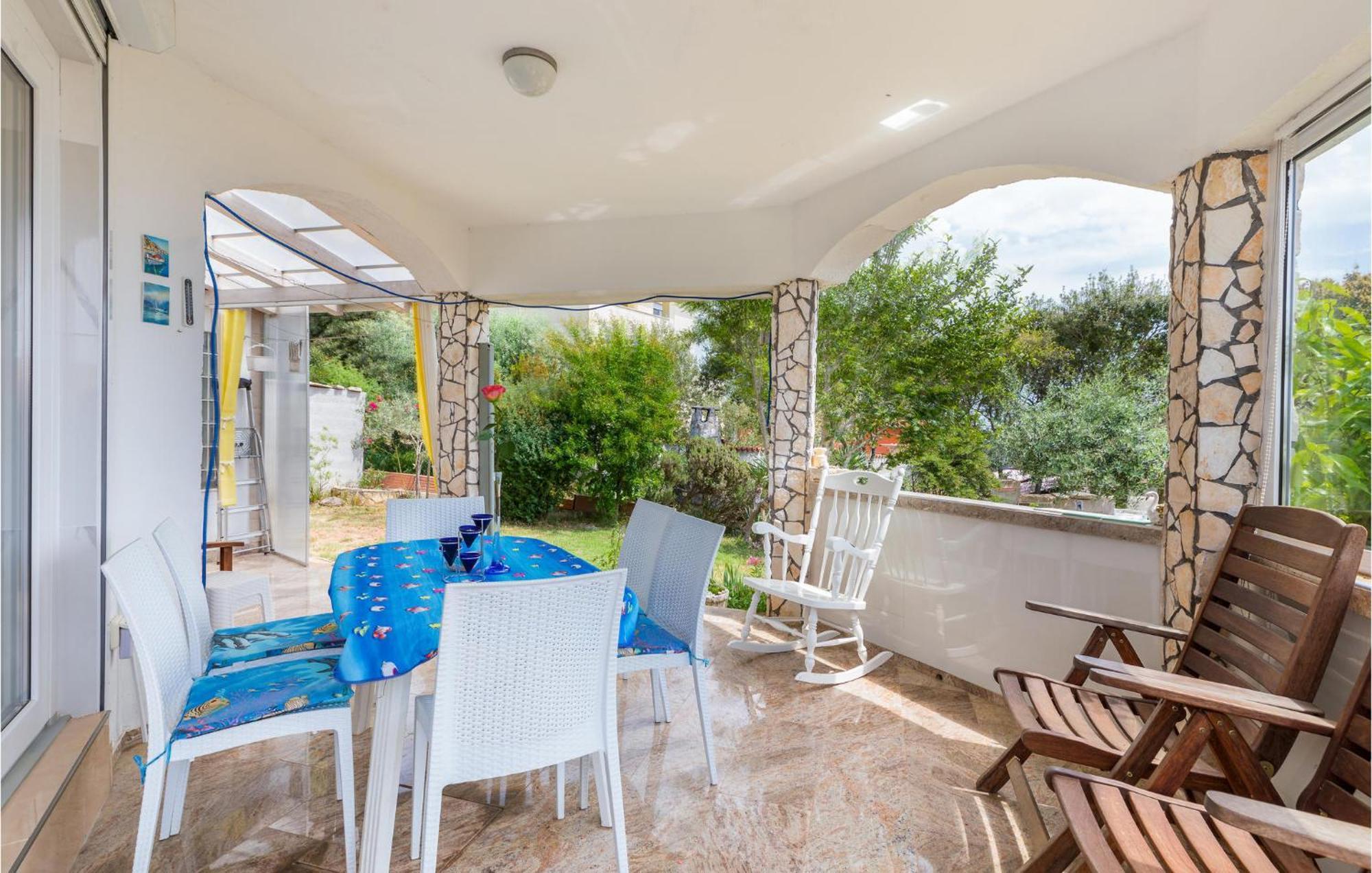 Beautiful Apartment In Barbariga With Kitchen Luaran gambar