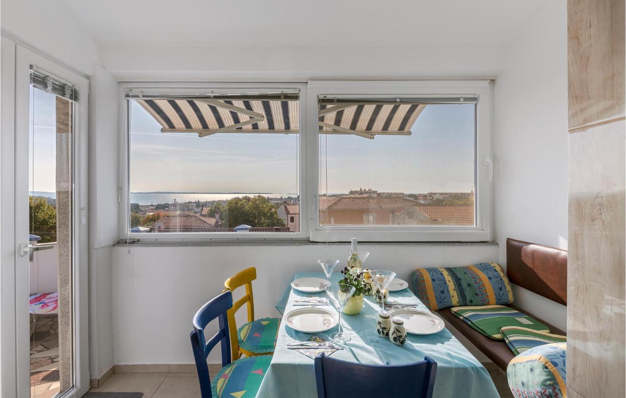 Beautiful Apartment In Barbariga With Kitchen Luaran gambar